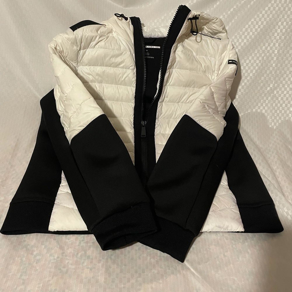DKNY Light Premium Down Jacket